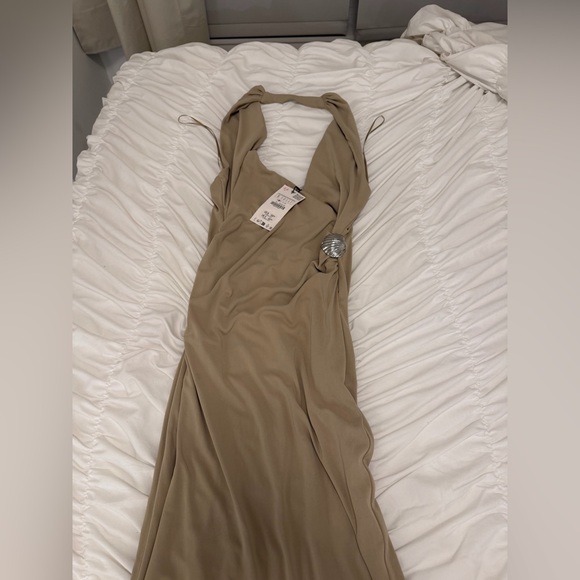 Zara Beige Halter Maxi Dress - Picture 4 of 5
